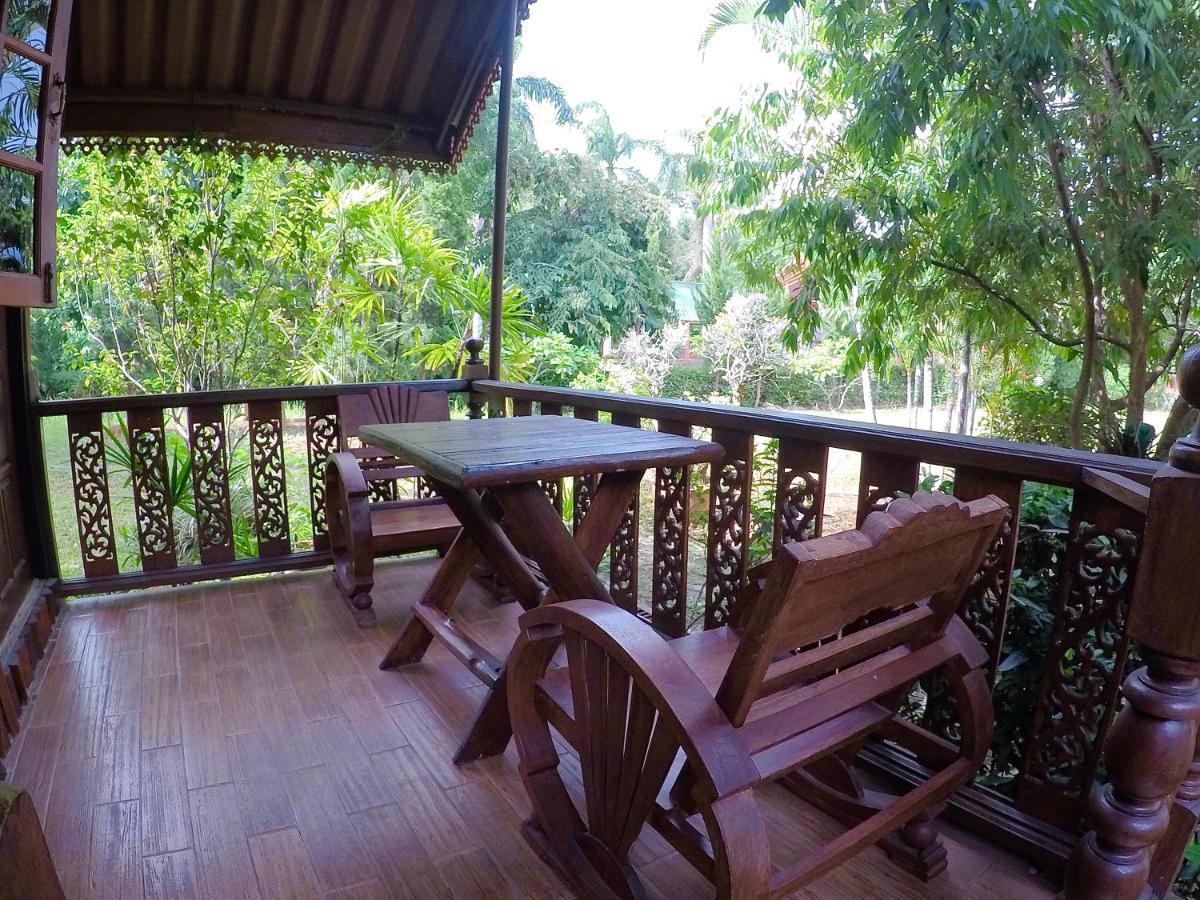 Chiangsan Goldenland Resort Chiang Saen Bagian luar foto