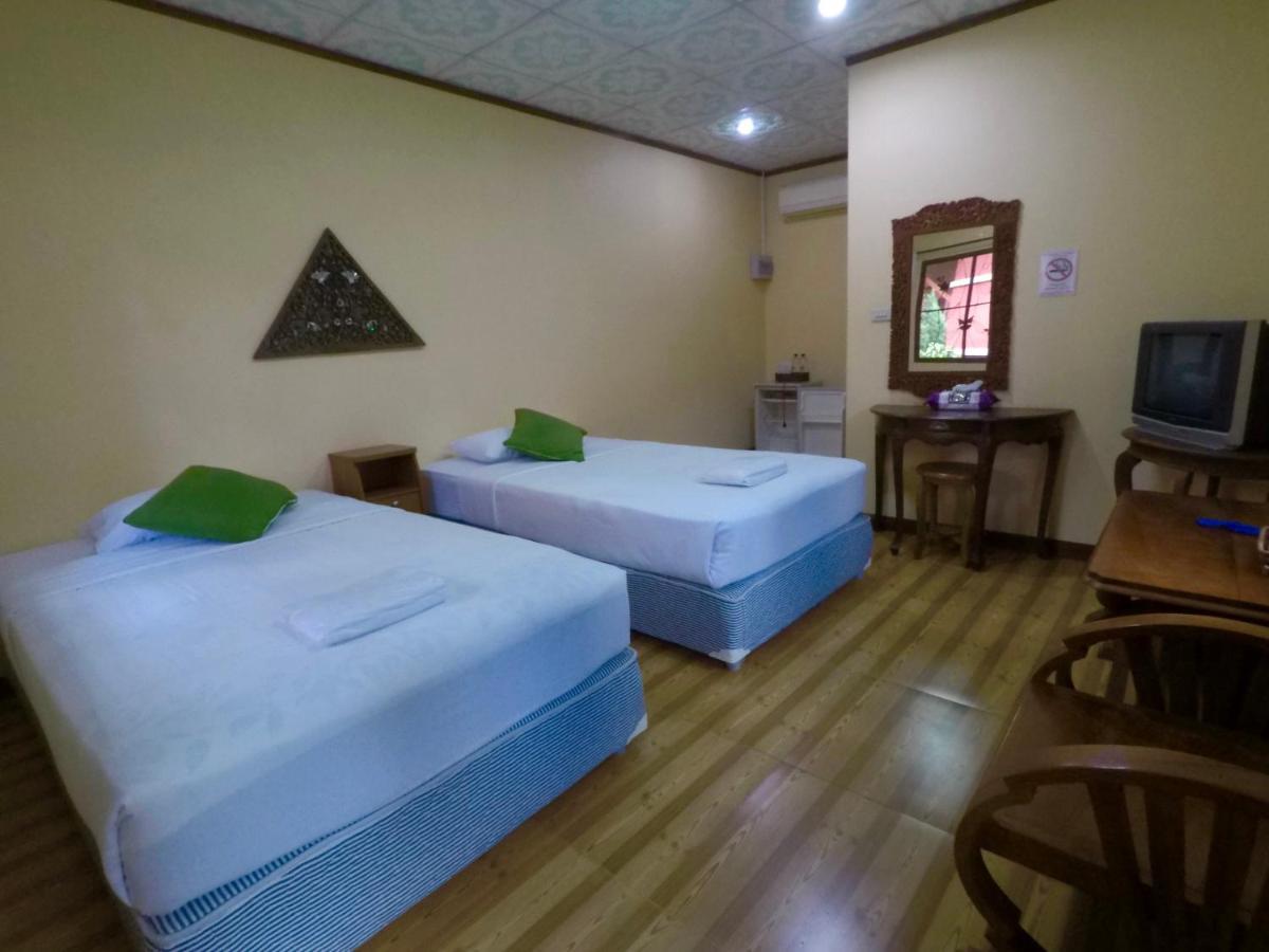 Chiangsan Goldenland Resort Chiang Saen Bagian luar foto