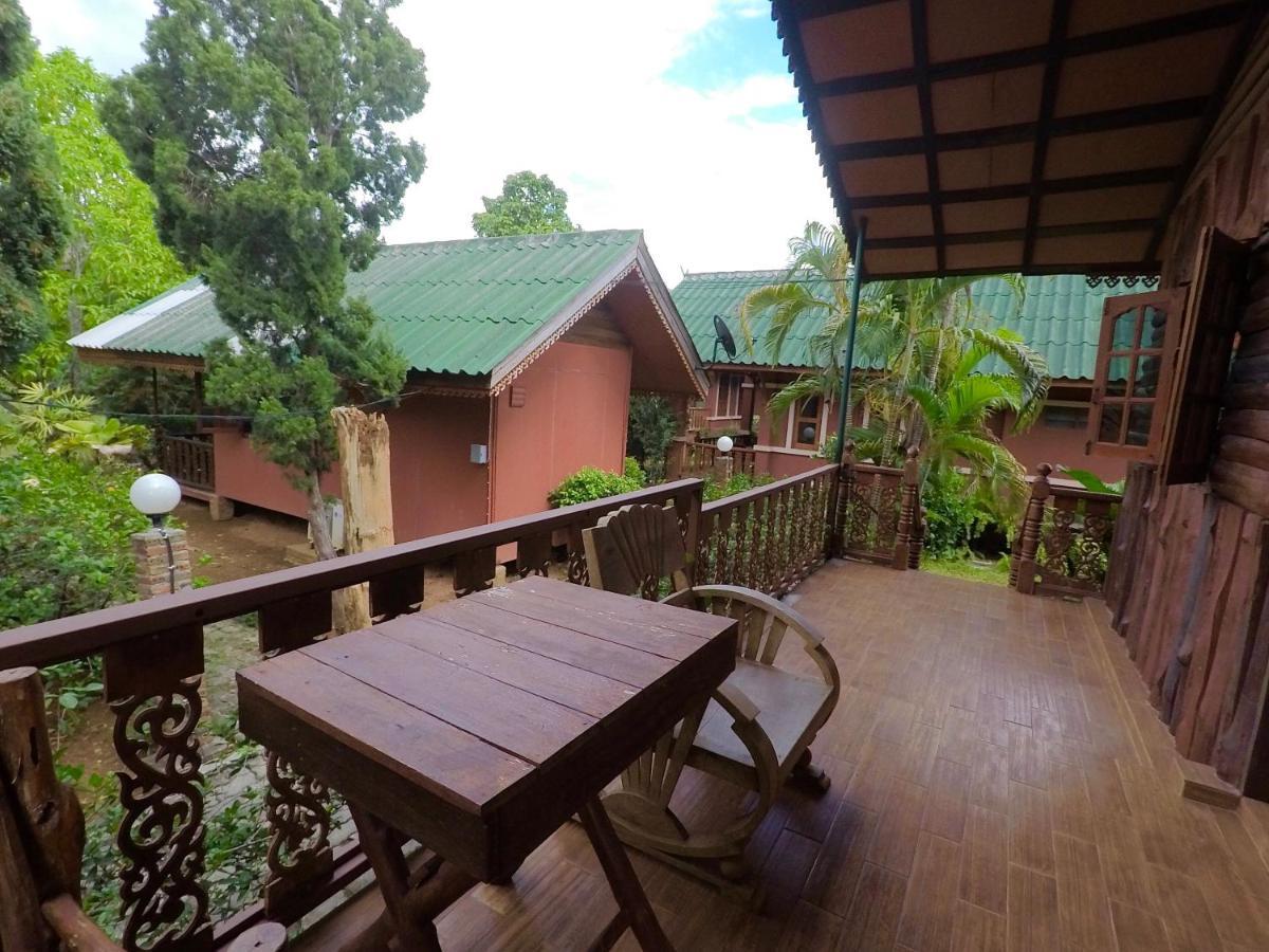 Chiangsan Goldenland Resort Chiang Saen Bagian luar foto