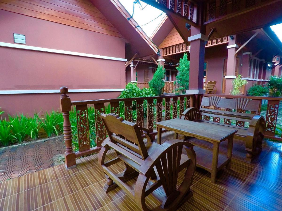 Chiangsan Goldenland Resort Chiang Saen Bagian luar foto