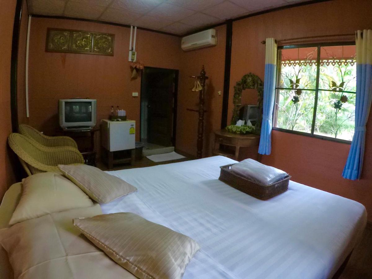 Chiangsan Goldenland Resort Chiang Saen Bagian luar foto