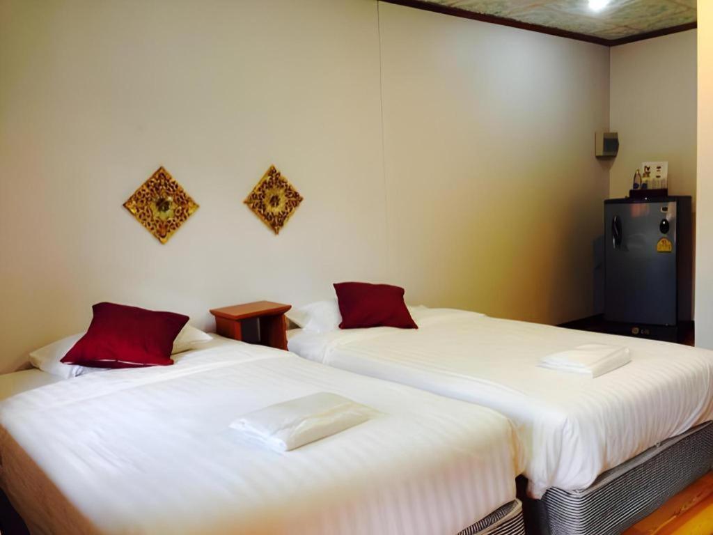 Chiangsan Goldenland Resort Chiang Saen Bagian luar foto