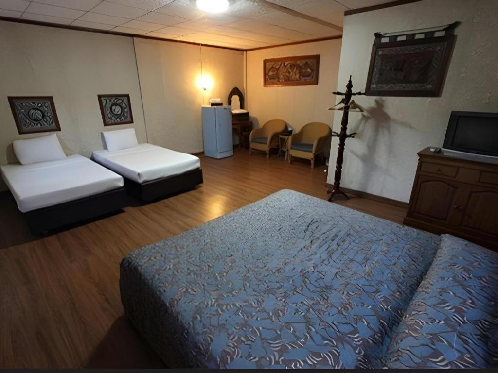 Chiangsan Goldenland Resort Chiang Saen Bagian luar foto