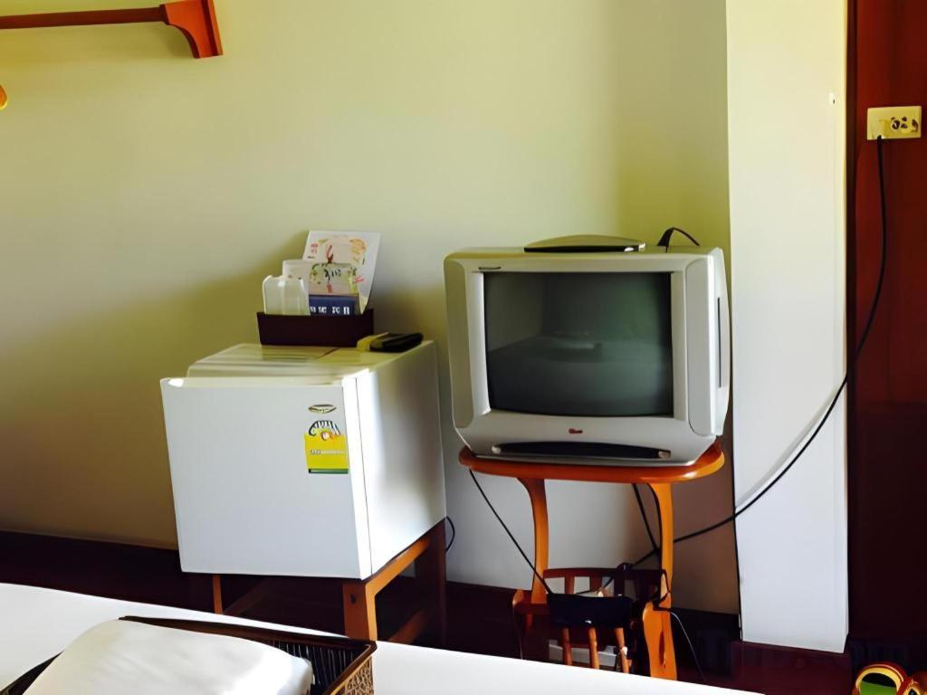 Chiangsan Goldenland Resort Chiang Saen Bagian luar foto