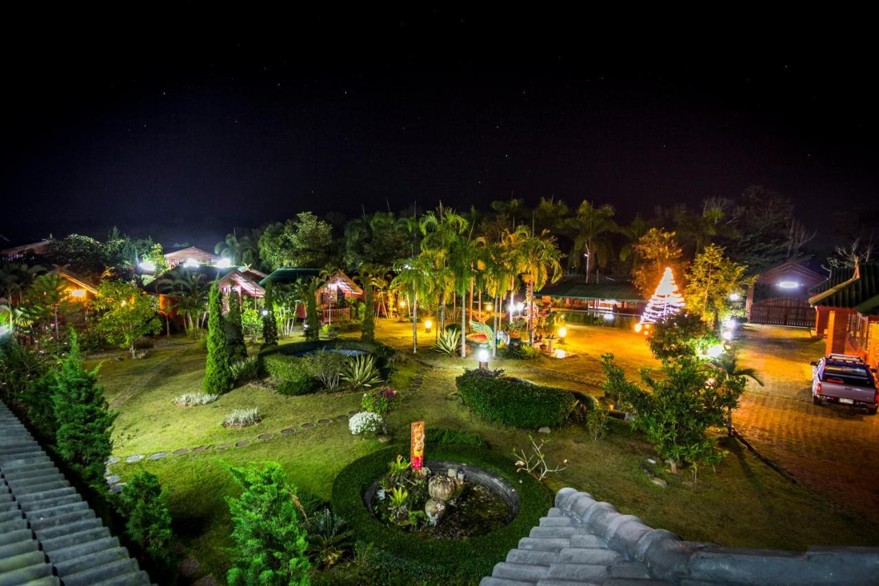 Chiangsan Goldenland Resort Chiang Saen Bagian luar foto