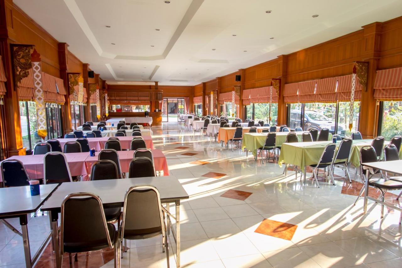 Chiangsan Goldenland Resort Chiang Saen Bagian luar foto